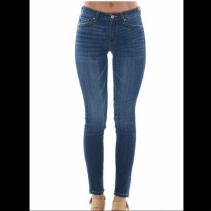 Buckle - NWOT KanCan  Skinny Jeans